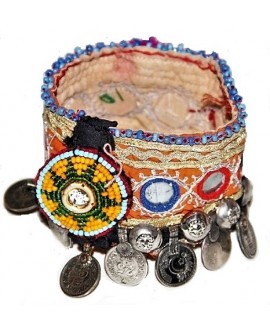 Brazalete totalmente realizados a mano con monedas antiguas, pashori