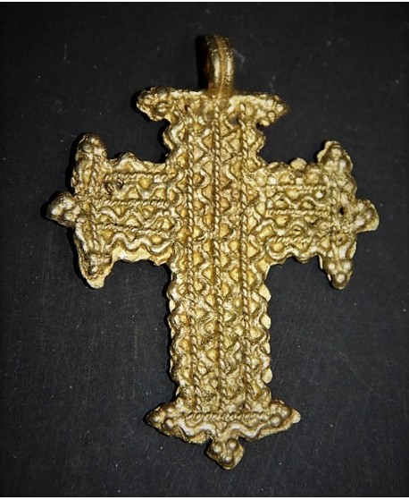 Colgante cruz de bronce 75x65mm, paso 8mm